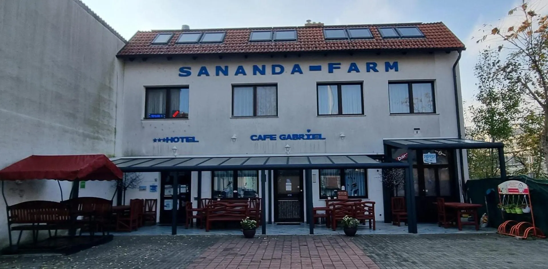 Hotel Sananda-Farm Vienna